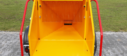 Chipper with petrol engine LS 100 P2 (RATO)